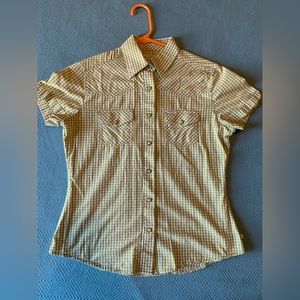 Rockies women’s pearl snap shirt, small